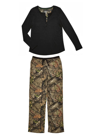 Women's Mossy Oak Camouflage and Black Pajama Set Wilderness Dreams
